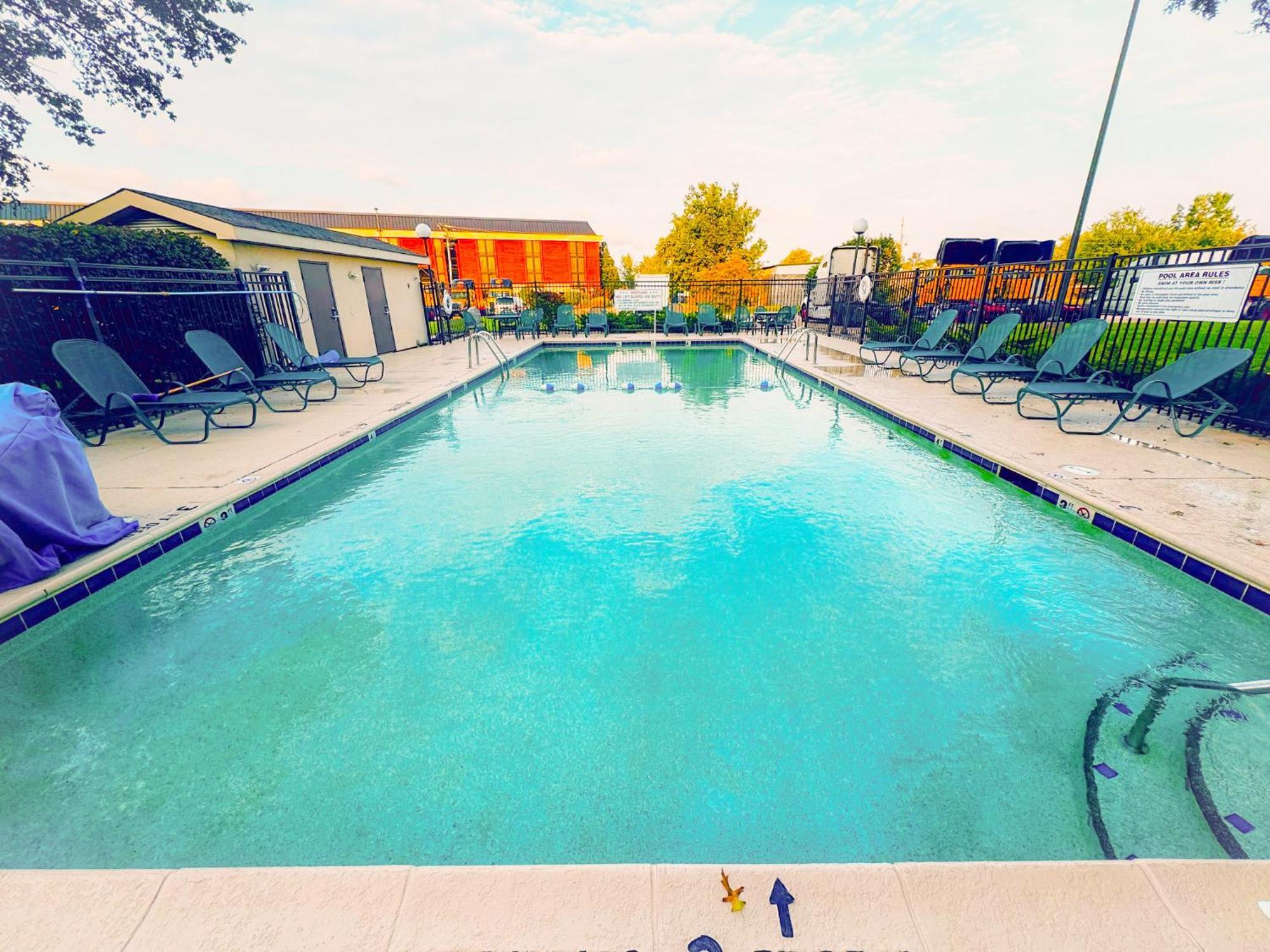 Wingate By Wyndham St Louis-Fenton Route 66 Hotel Exterior photo