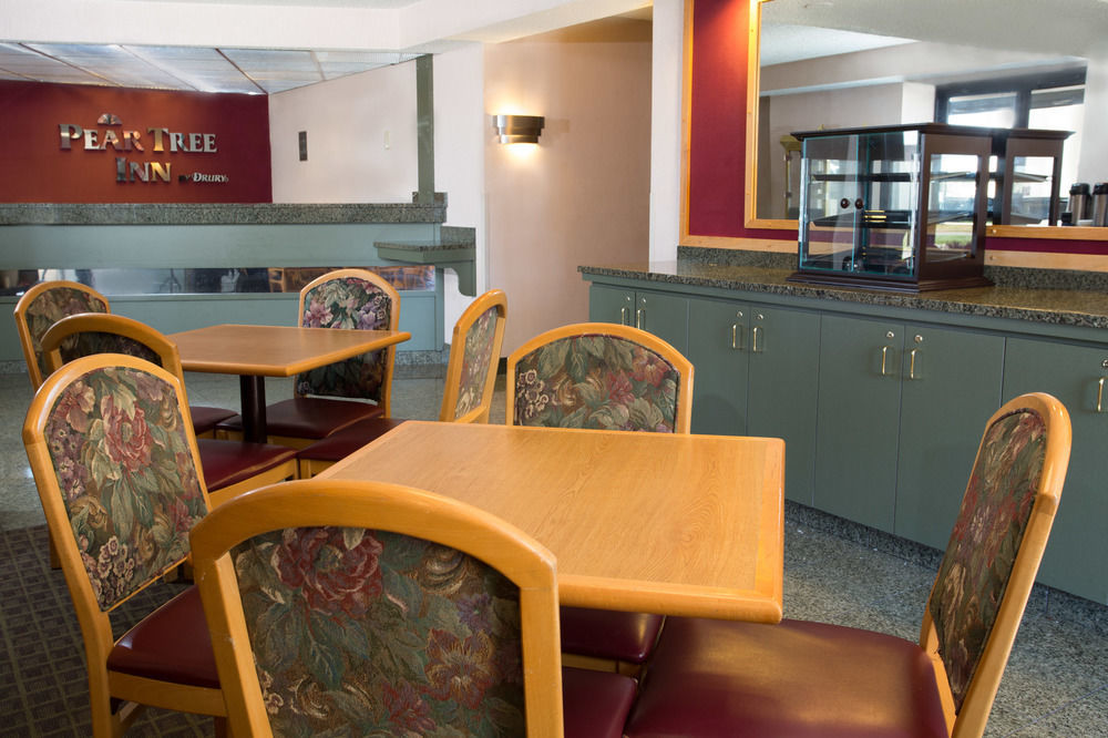 Wingate By Wyndham St Louis-Fenton Route 66 Hotel Exterior photo